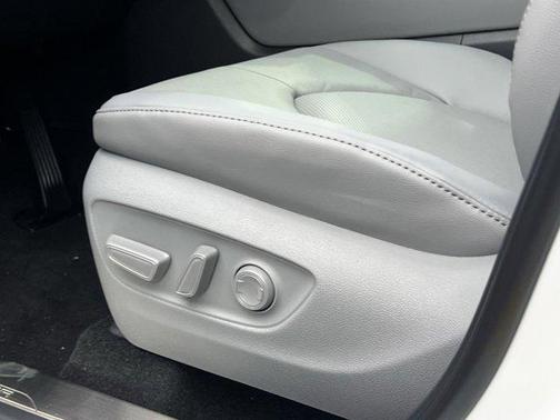 2025 Toyota Highlander Limited