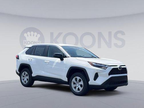 2025 Toyota RAV4 LE