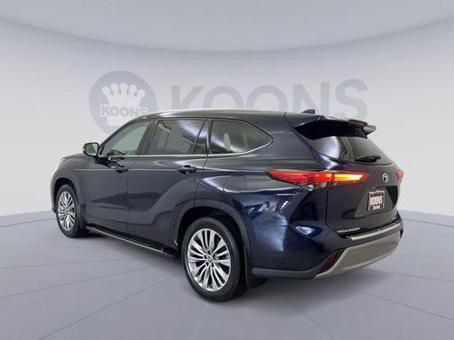 2021 Toyota Highlander Platinum
