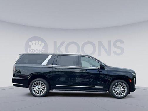 2022 Cadillac Escalade ESV Premium Luxury