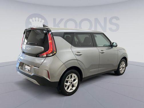 2024 Kia Soul LX