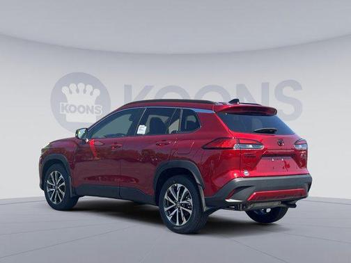 2025 Toyota Corolla Cross XLE