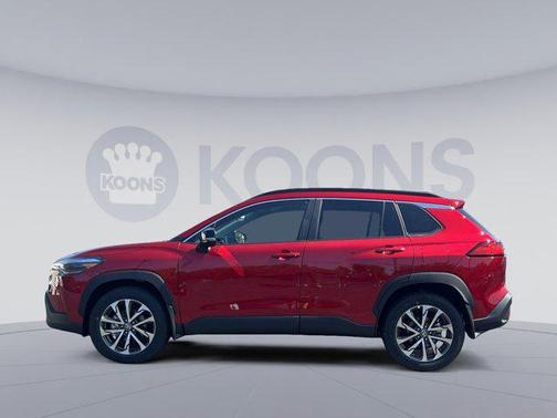 2025 Toyota Corolla Cross XLE
