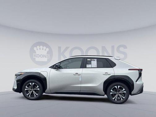 2025 Toyota bZ4X XLE