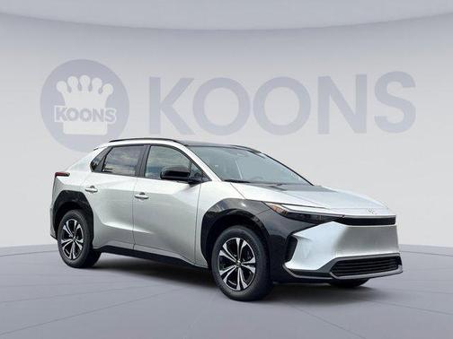 2025 Toyota bZ4X XLE