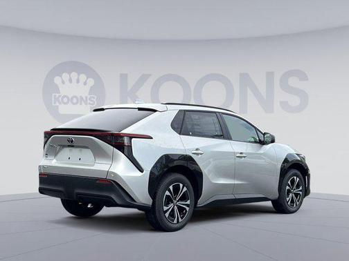 2025 Toyota bZ4X XLE