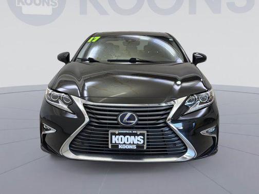 Obsidian 2017 Lexus ES 300h Base