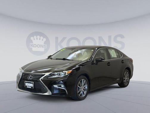 Obsidian 2017 Lexus ES 300h Base