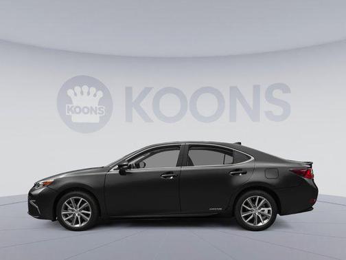 Obsidian 2017 Lexus ES 300h Base