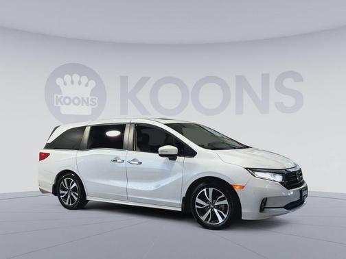 Platinum White Pearl 2021 Honda Odyssey Touring