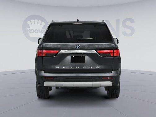 2025 Toyota Sequoia SR5