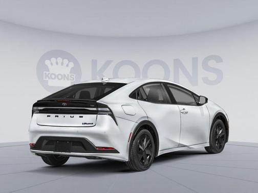 2025 Toyota Prius L