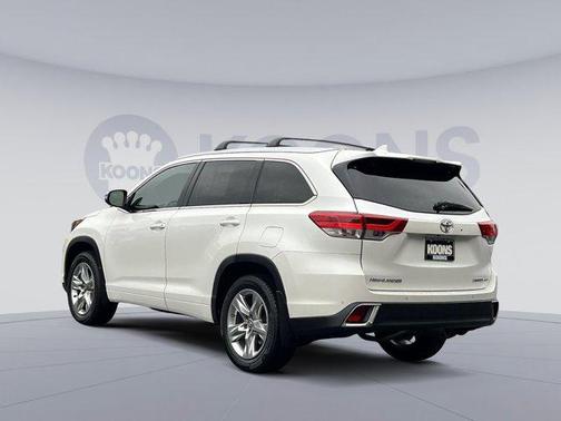2017 Toyota Highlander Limited
