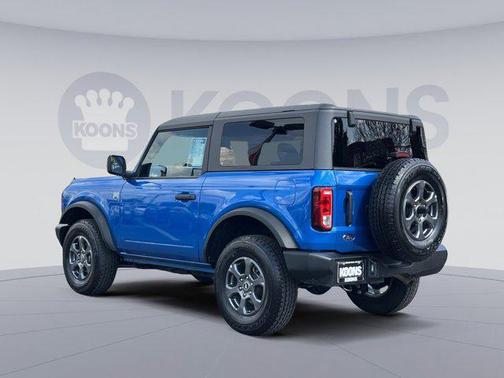 Velocity Blue Metallic 2024 Ford Bronco Big Bend