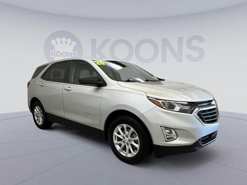 Silver Ice Metallic 2020 Chevrolet Equinox LS