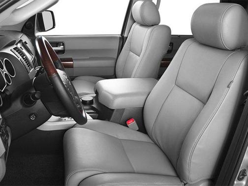 2014 Toyota Sequoia SR5