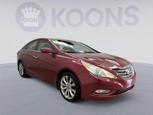 2013 Hyundai SONATA SE
