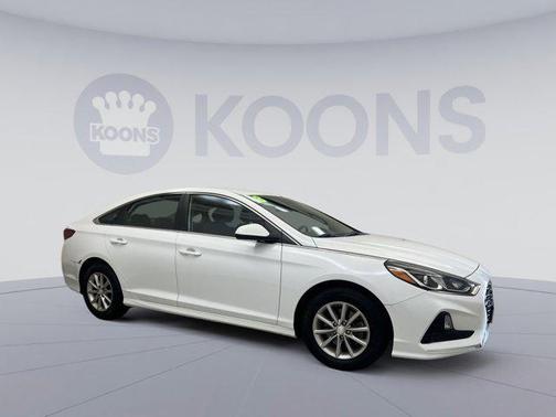 2018 Hyundai SONATA SE
