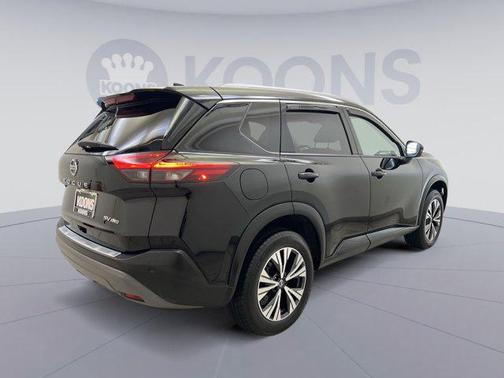 2021 Nissan Rogue SV