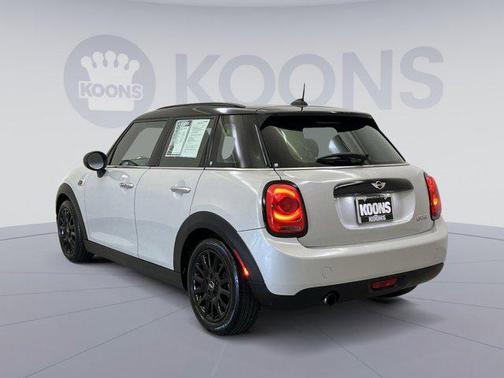 2016 MINI Hardtop Cooper