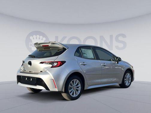 Classic Silver Metallic 2026 Toyota Corolla SE