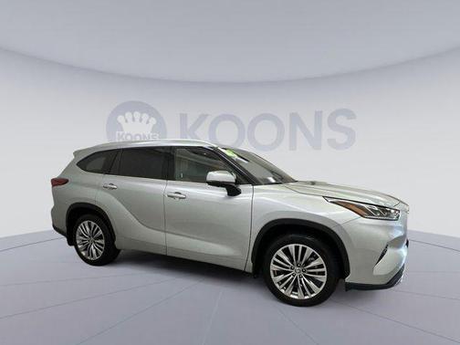 2023 Toyota Highlander Platinum
