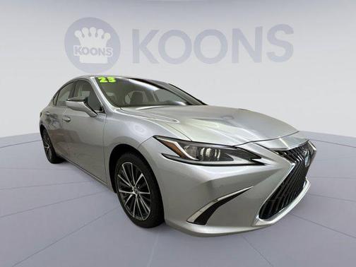 2023 Lexus ES 250 Base