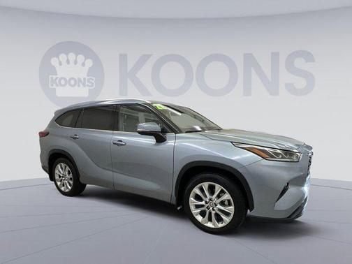 2022 Toyota Highlander Limited