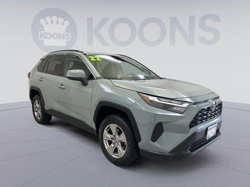 2022 Toyota RAV4 XLE