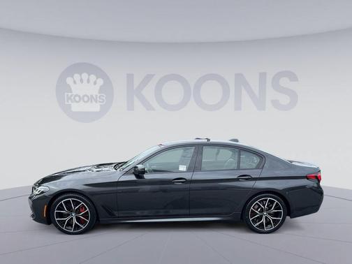 Dark Graphite Metallic 2023 BMW 540 i xDrive