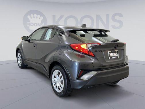 2021 Toyota C-HR LE