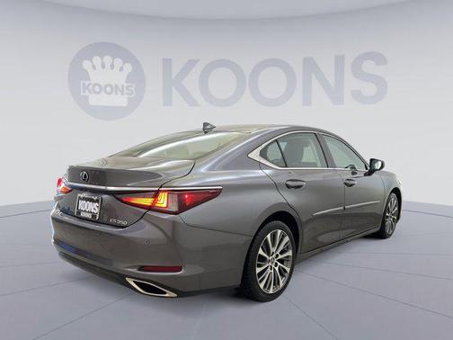 2021 Lexus ES 350 Base