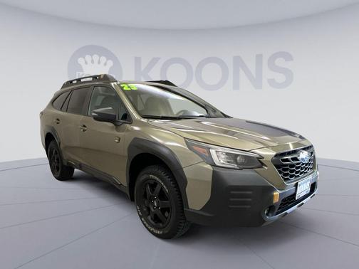 Autumn Green Metallic 2023 Subaru Outback Wilderness