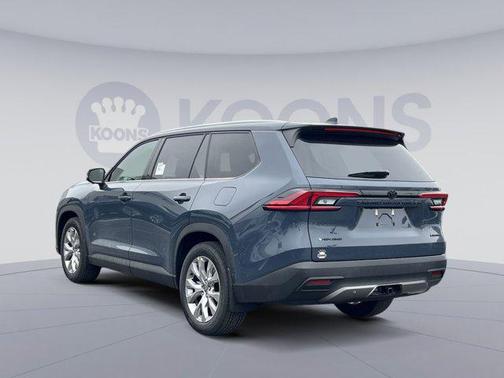 2026 Toyota Highlander Hybrid LE