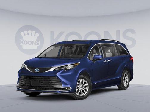 2025 Toyota Sienna XLE 7 Passenger