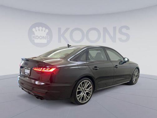 2023 Audi S4 Premium Plus TFSI quattro Tiptronic