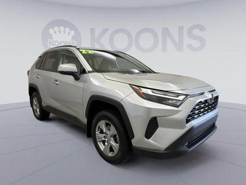 2022 Toyota RAV4 XLE