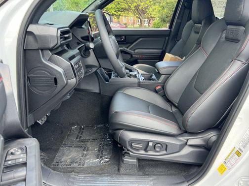 Ice Cap/Black 2026 Toyota Tacoma Hybrid TRD Pro