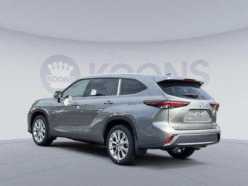 2025 Toyota Highlander Limited