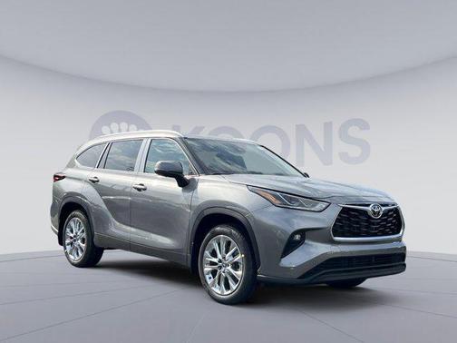2025 Toyota Highlander Limited