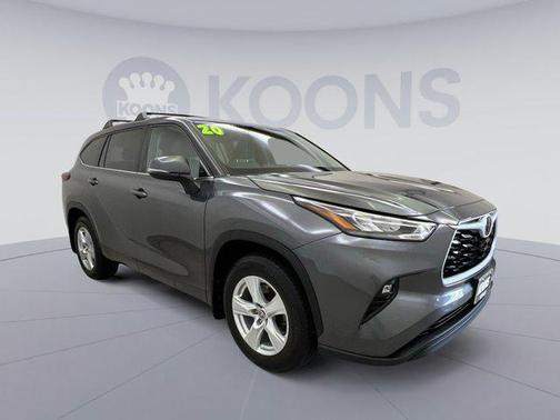 2020 Toyota Highlander LE