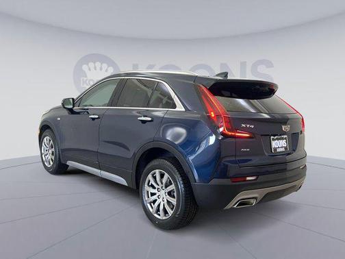 2022 Cadillac XT4 Premium Luxury