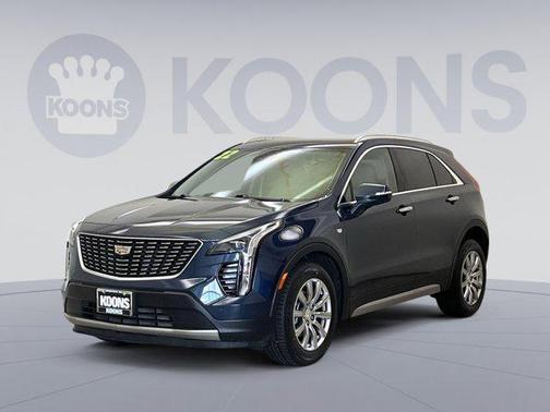 2022 Cadillac XT4 Premium Luxury
