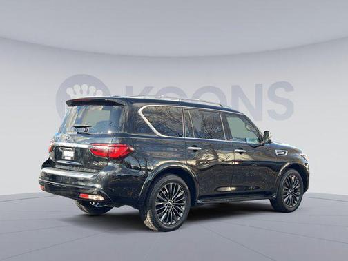2023 INFINITI QX80 SENSORY AWD