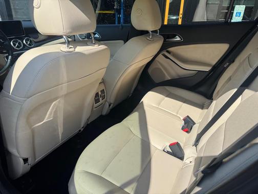 BLACK 2015 Mercedes-Benz GLA-Class 4MATIC