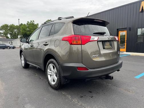 GOLD 2014 Toyota RAV4 XLE
