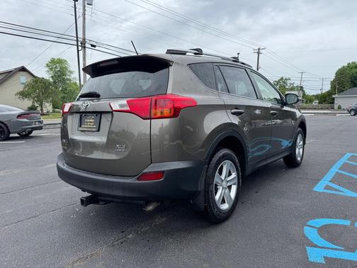 GOLD 2014 Toyota RAV4 XLE