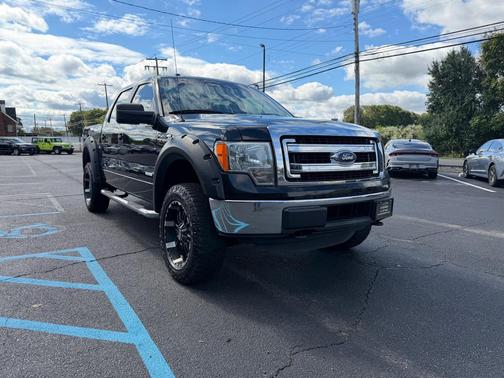 Tuxedo Black Metallic 2013 Ford F-150 SUPERCREW