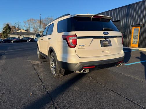 2016 Ford Explorer Sport
