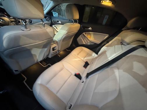 2015 Mercedes-Benz GLA-Class 4MATIC